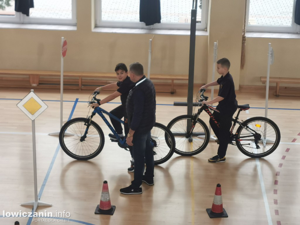 Egzamin na kartę rowerową w Szkołach Pijarskich