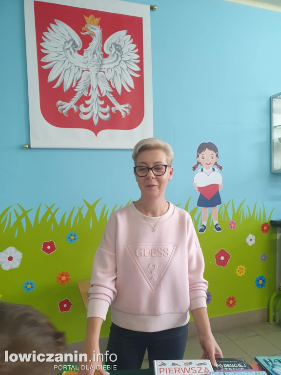 Kiermasz książek w Szkole Podstawowej w Gągolinie Południowym