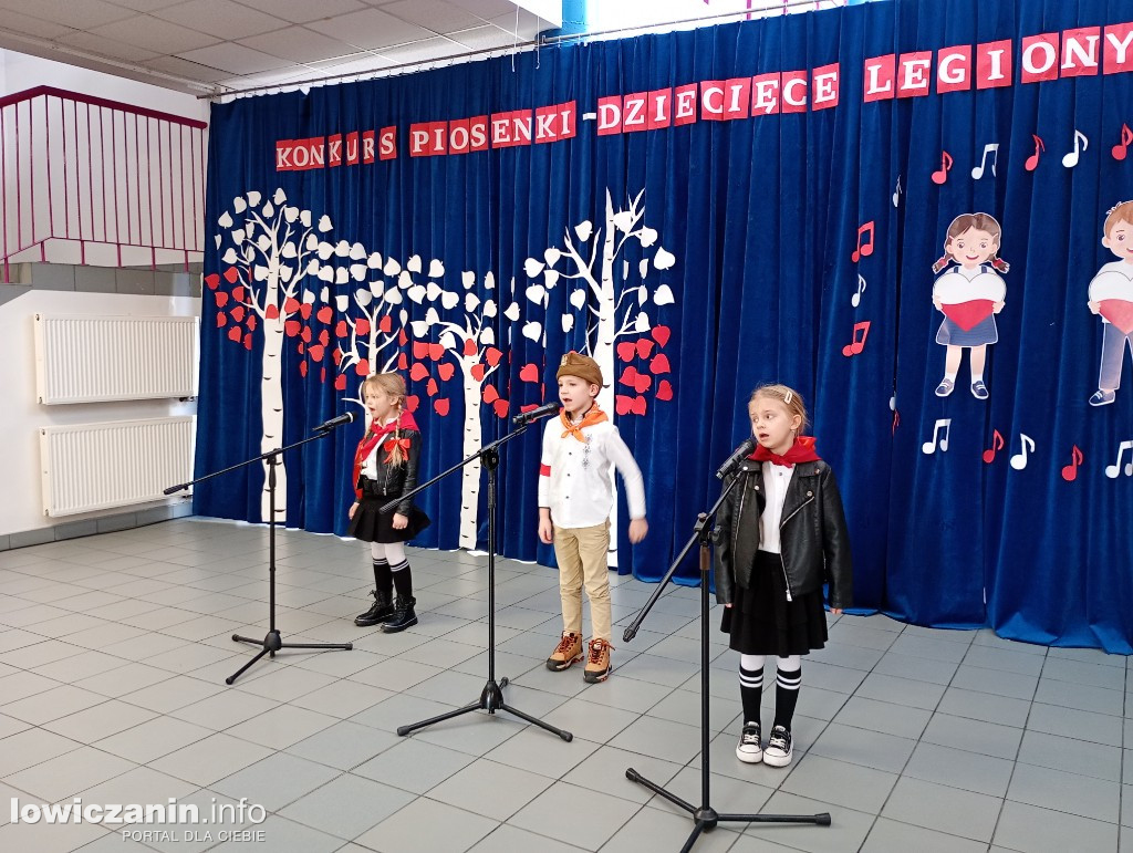 Konkurs pieśni patriotycznych w SP nr 2 w Głownie