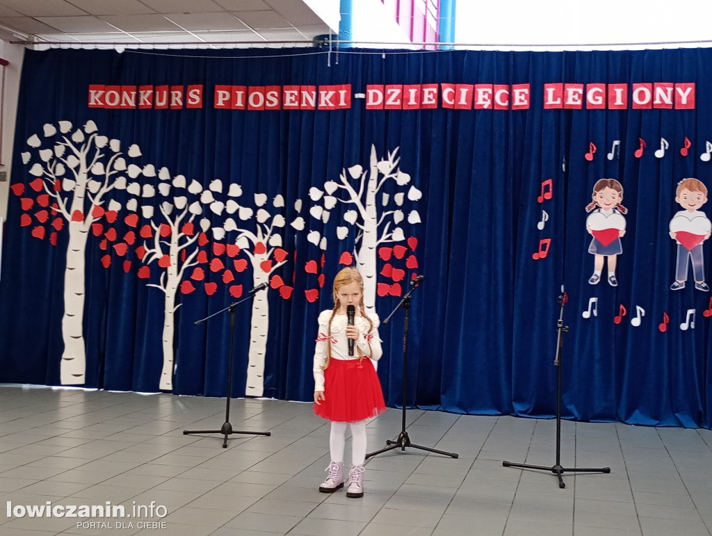 Konkurs pieśni patriotycznych w SP nr 2 w Głownie