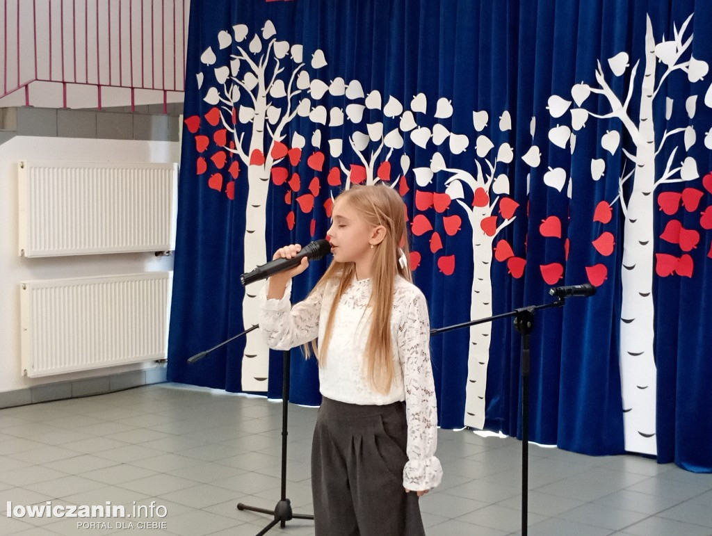 Konkurs pieśni patriotycznych w SP nr 2 w Głownie