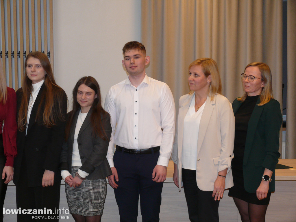 Stypendia naukowe Wójta Gminy Łowicz dla najzdolniejszych studentów