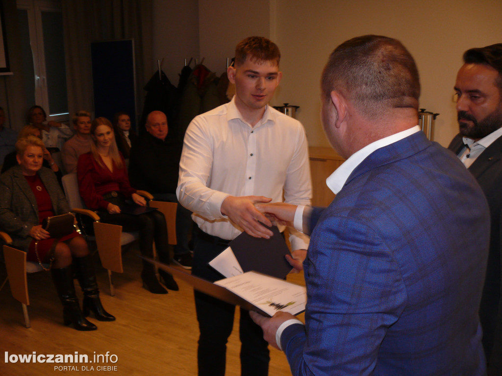 Stypendia naukowe Wójta Gminy Łowicz dla najzdolniejszych studentów