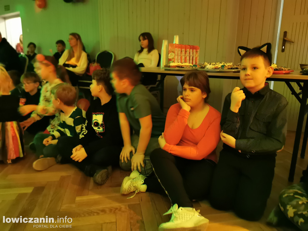 Zabawa Andrzejkowa w Chąśnie