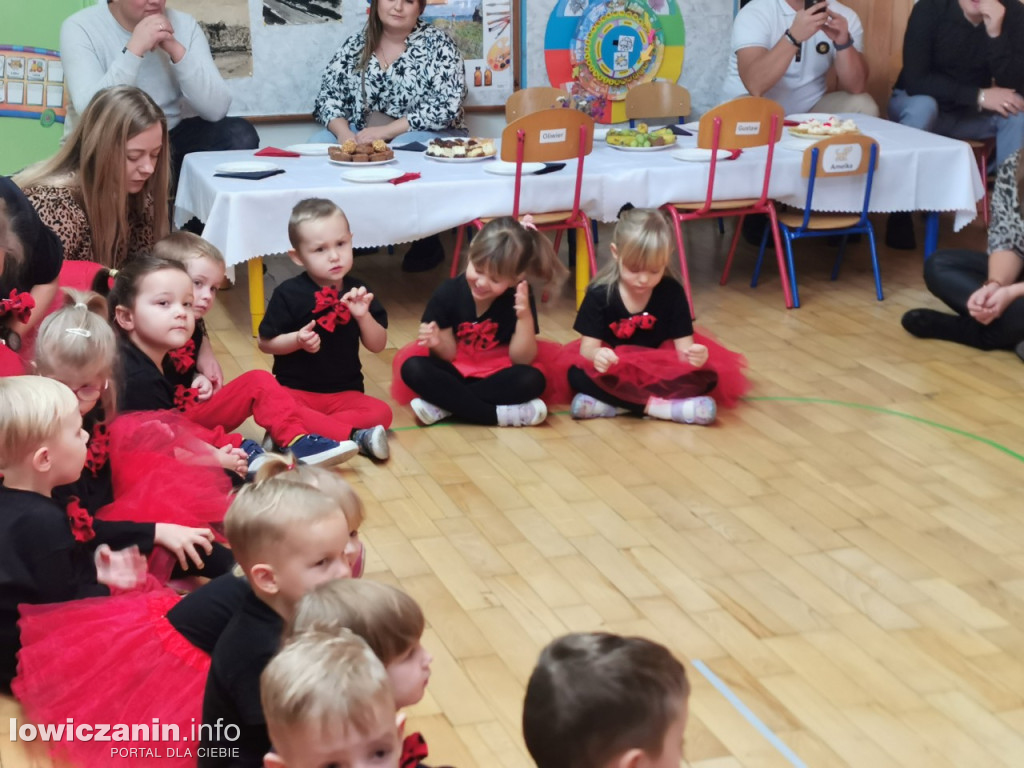 Ślubowanie Biedronek w Przedszkolu Jasia i Małgosi