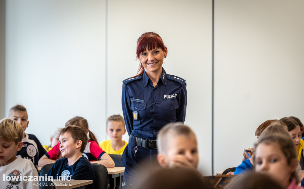 Uczniowie z Łowicza błyszczą na finale Policyjnej Akademii Bezpieczeństwa