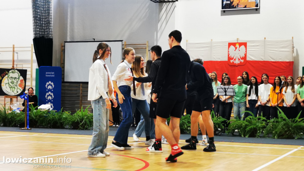 Otwarcie hali sportowej przy łowickim Ekonomiku