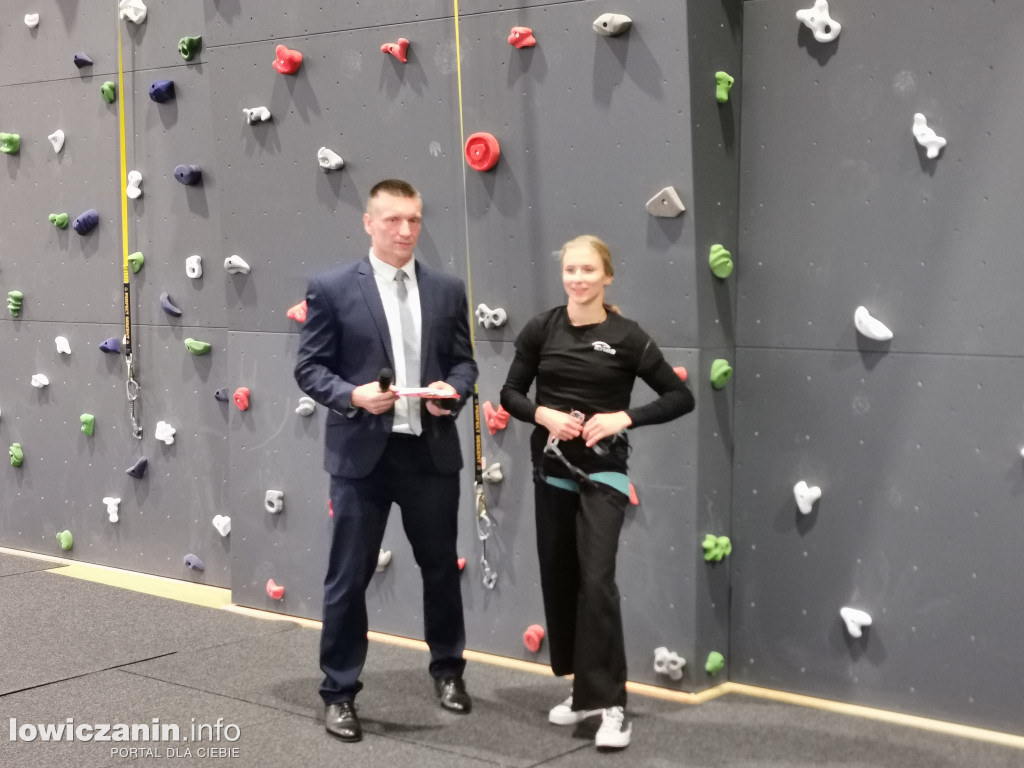 Otwarcie hali sportowej przy łowickim Ekonomiku