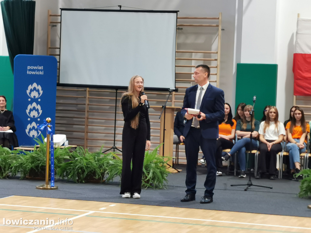 Otwarcie hali sportowej przy łowickim Ekonomiku