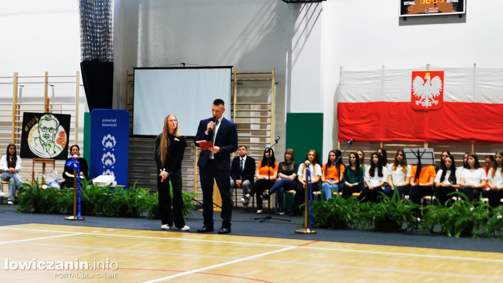 Otwarcie hali sportowej przy łowickim Ekonomiku