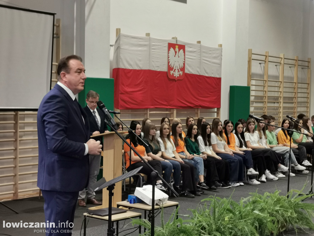 Otwarcie hali sportowej przy łowickim Ekonomiku