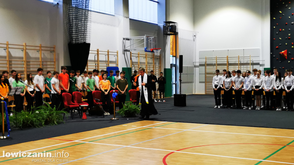 Otwarcie hali sportowej przy łowickim Ekonomiku