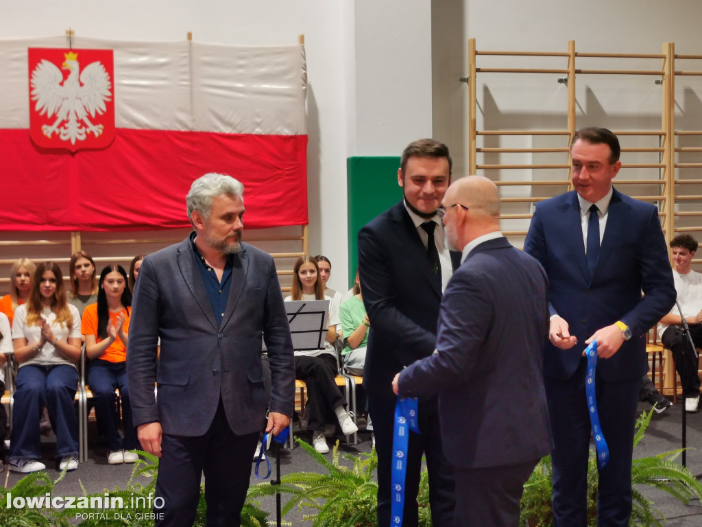 Otwarcie hali sportowej przy łowickim Ekonomiku