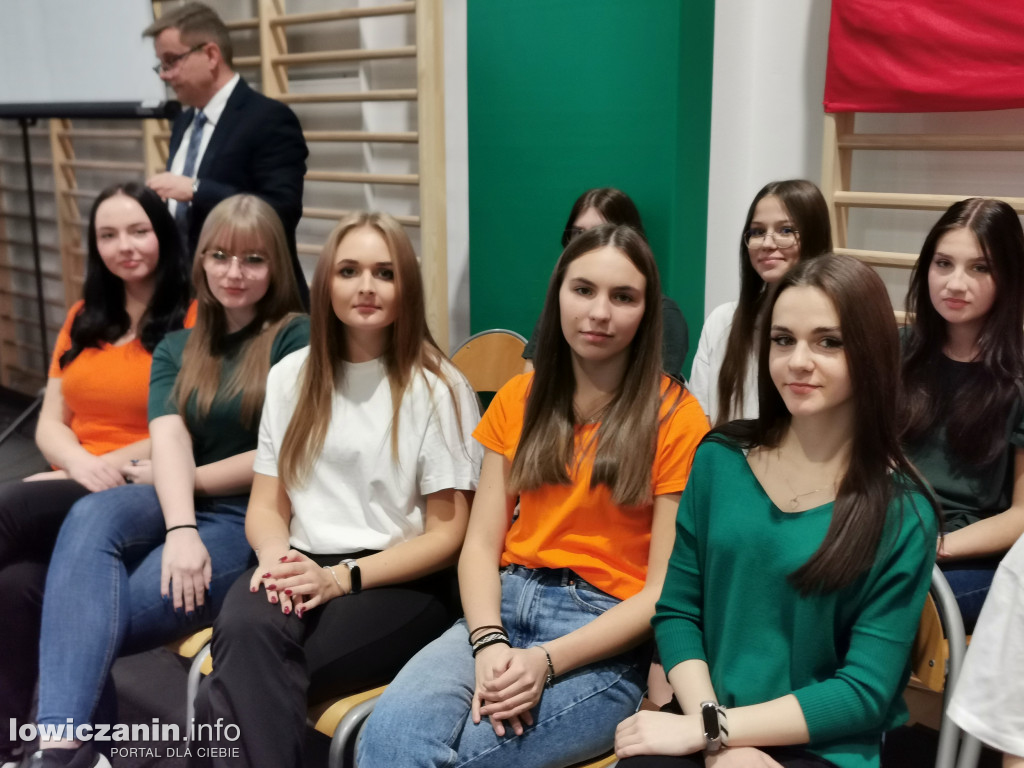 Otwarcie hali sportowej przy łowickim Ekonomiku