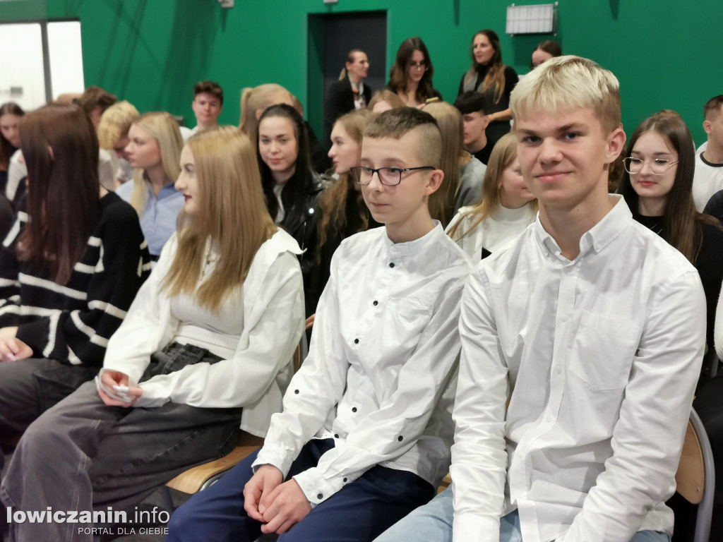 Otwarcie hali sportowej przy łowickim Ekonomiku