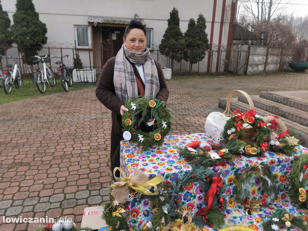 KGW Stachlewianki sprzedawało wieńce świąteczne