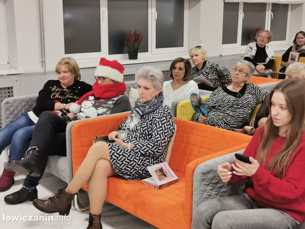 Spotkanie autorskie Magdaleny Kołosowskiej w Miejskiej Bibliotece w Łowiczu