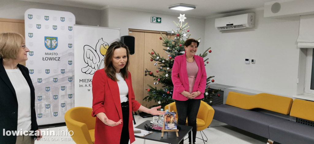 Spotkanie autorskie Magdaleny Kołosowskiej w Miejskiej Bibliotece w Łowiczu