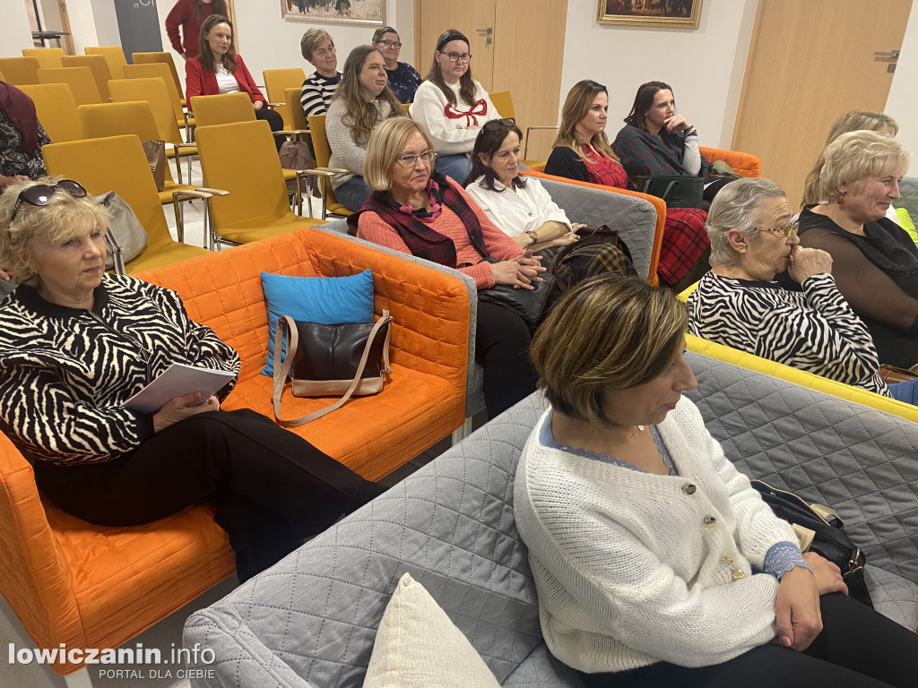 Spotkanie autorskie Magdaleny Kołosowskiej w Miejskiej Bibliotece w Łowiczu