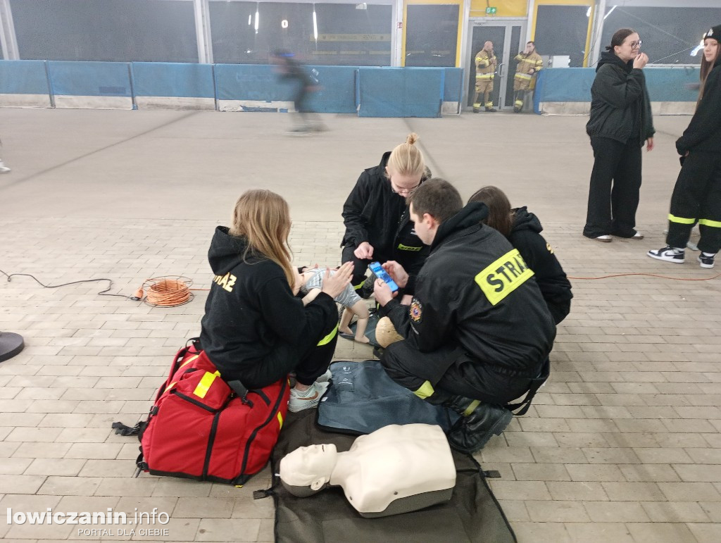 Mikołajkowa dyskoteka na rolkach w Domaniewicach