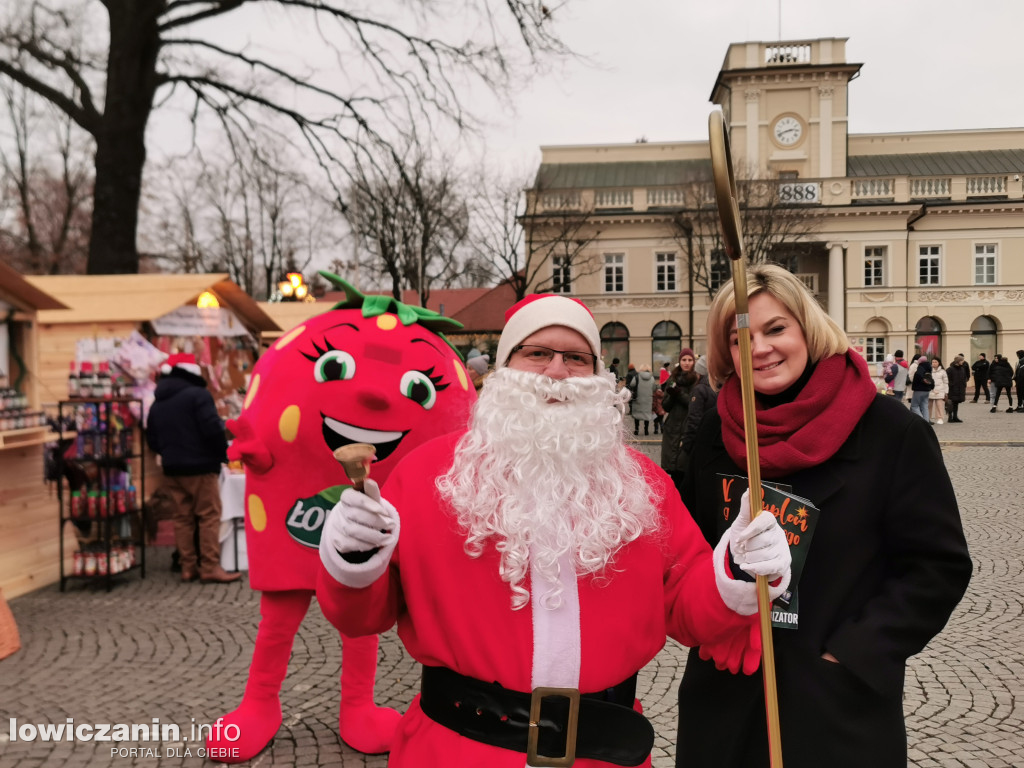 Ciężarówka Coca-Coli w Łowiczu