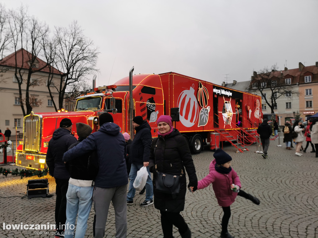 Ciężarówka Coca-Coli w Łowiczu