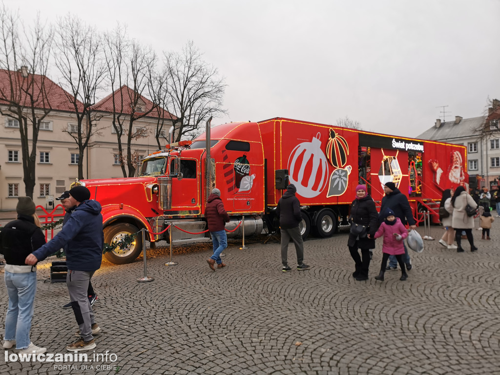 Ciężarówka Coca-Coli w Łowiczu
