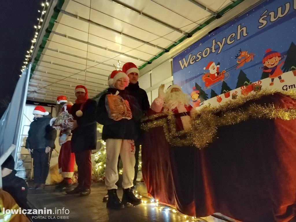 Mikołaj odwiedził dzieci z gminy Chąśno