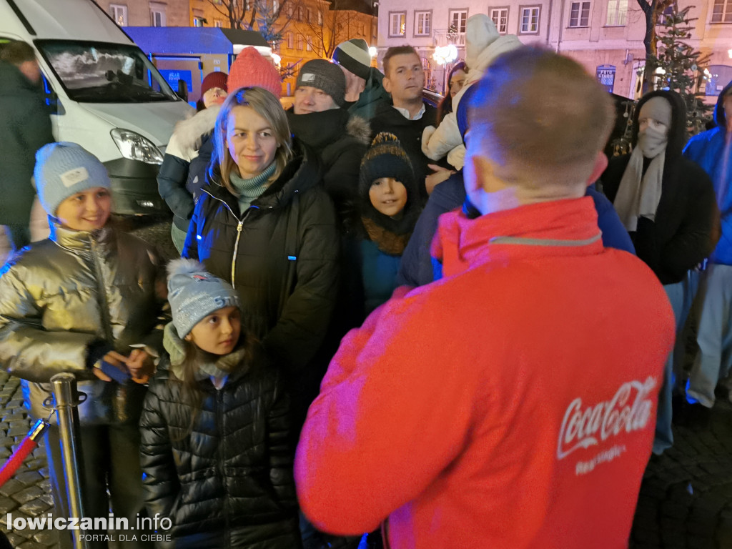 Ciężarówka Coca-Coli w Łowiczu przyciągnęła tłumy