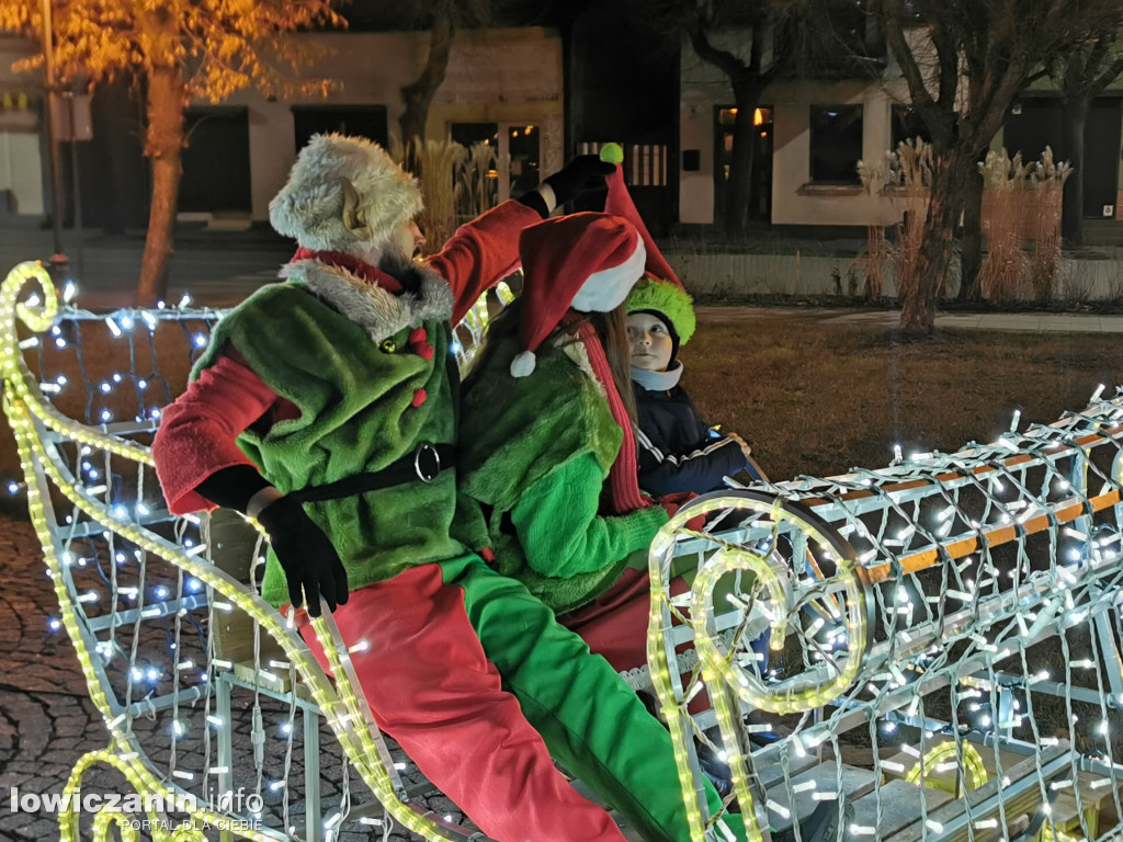 Radość ze spotkań z Mikołajem w Głownie