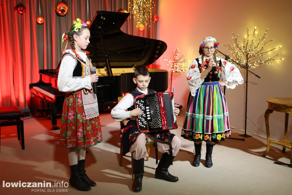 Pałacowe Kolędowanie w Sannikach