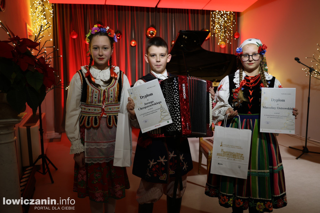 Pałacowe Kolędowanie w Sannikach