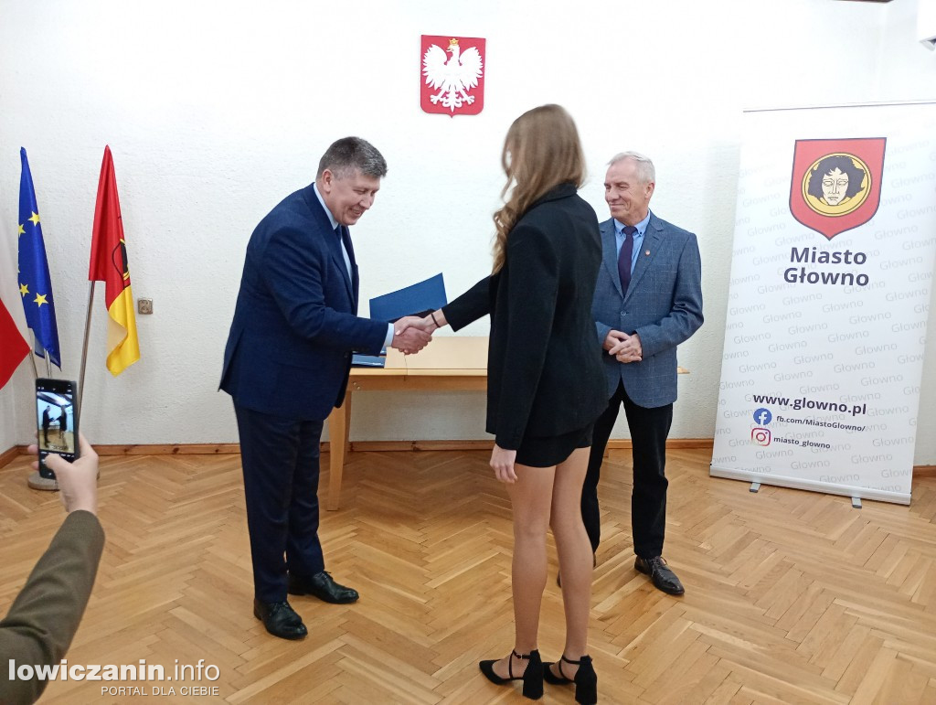Młodzi sportowcy z Głowna otrzymali stypendia