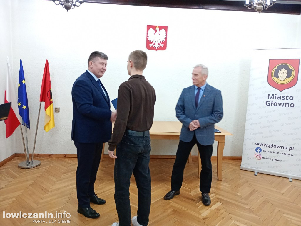 Młodzi sportowcy z Głowna otrzymali stypendia