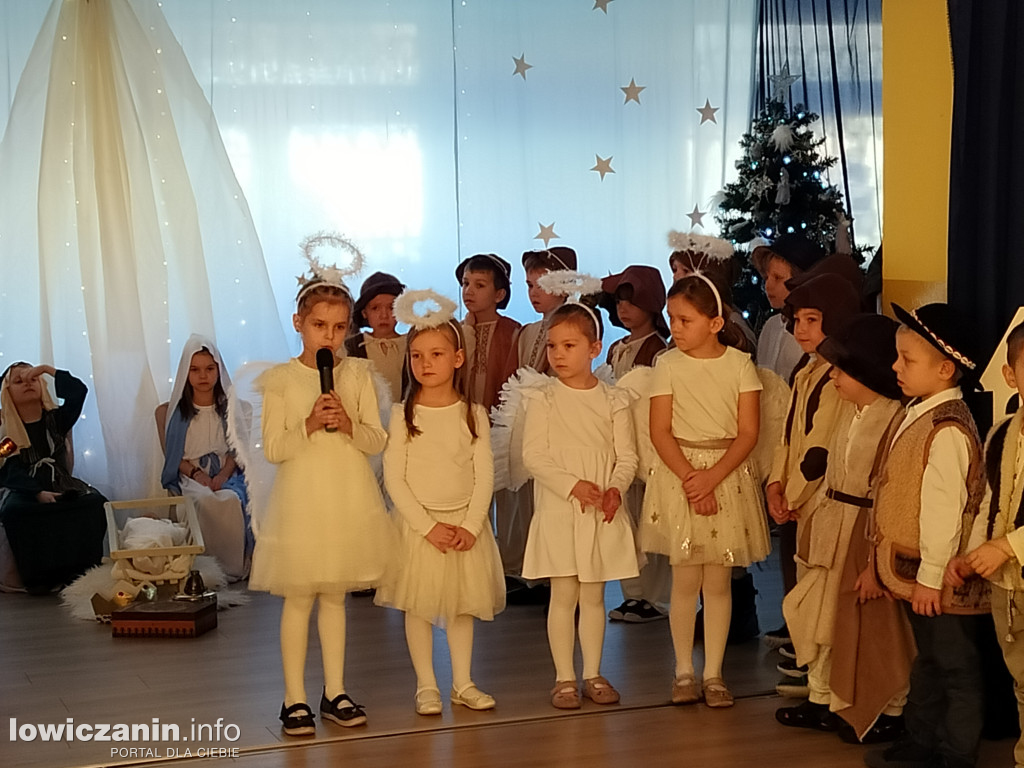 Jasełka w przedszkolu Pszczółka Maja w Łowiczu
