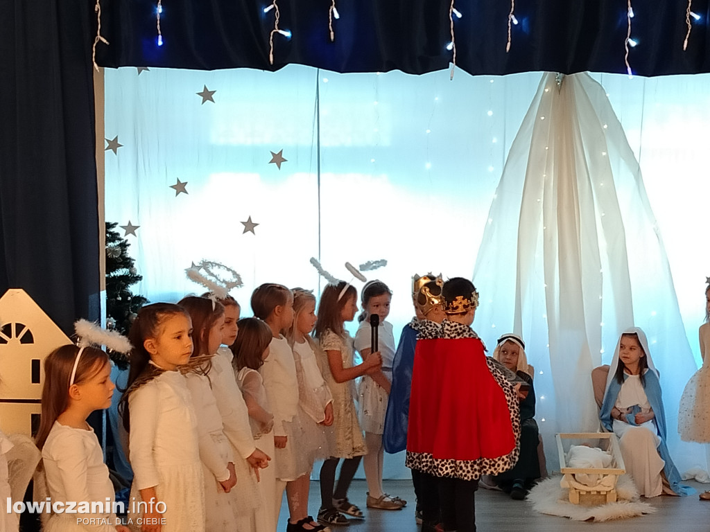 Jasełka w przedszkolu Pszczółka Maja w Łowiczu