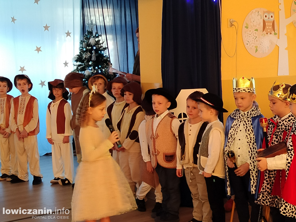 Jasełka w przedszkolu Pszczółka Maja w Łowiczu