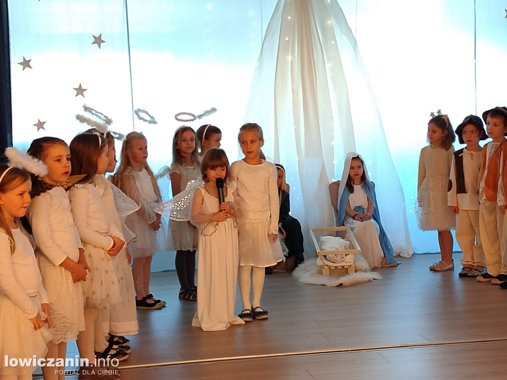 Jasełka w przedszkolu Pszczółka Maja w Łowiczu
