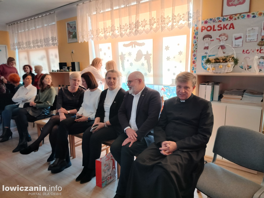 Jasełka w przedszkolu Pszczółka Maja w Łowiczu