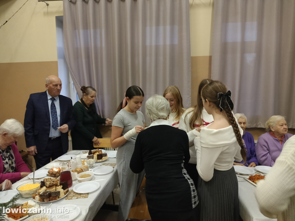 Łowicz. Wigilia w parafii na Korabce