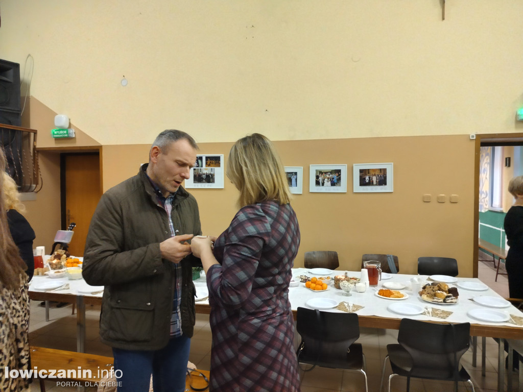 Łowicz. Wigilia w parafii na Korabce