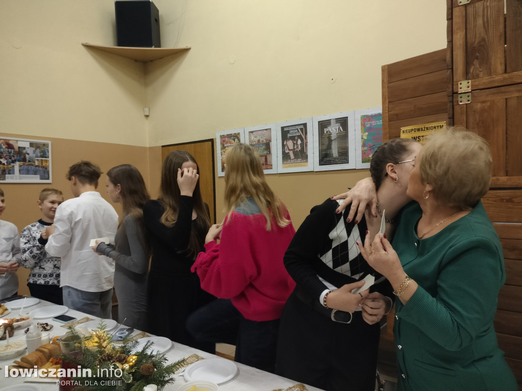 Łowicz. Wigilia w parafii na Korabce