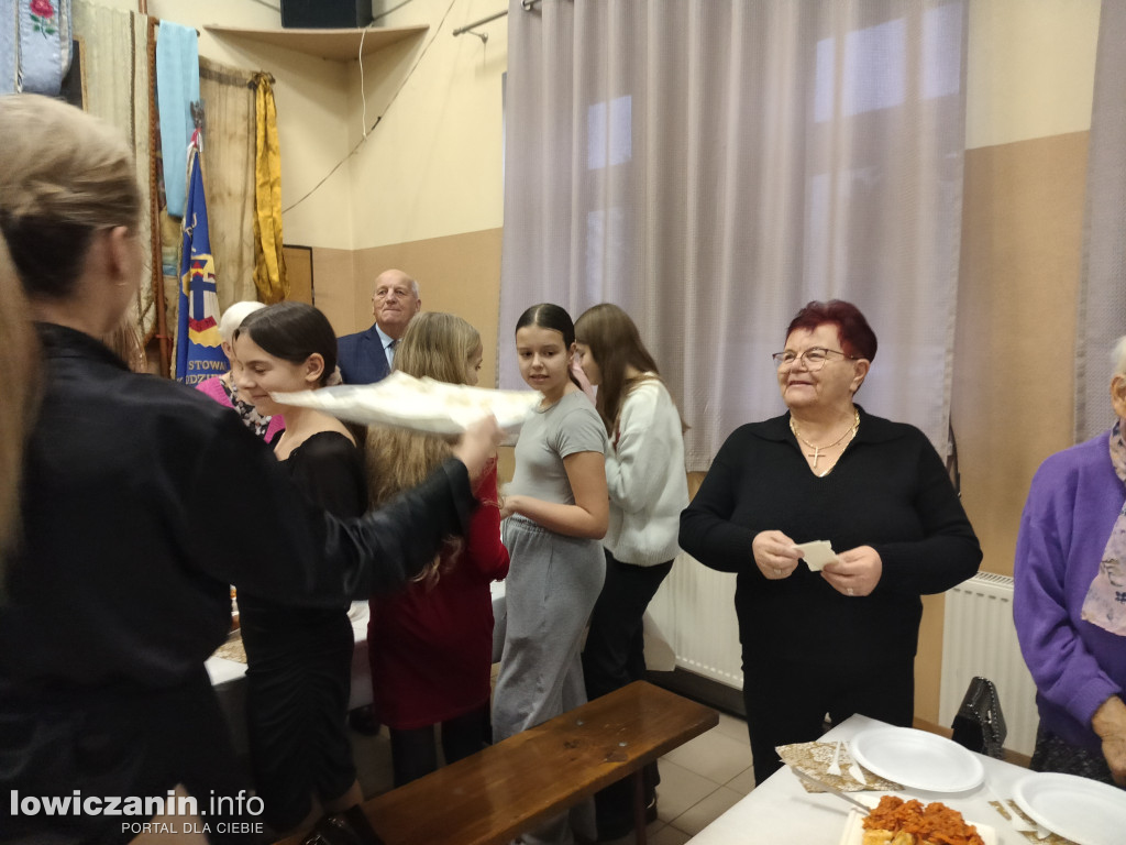 Łowicz. Wigilia w parafii na Korabce