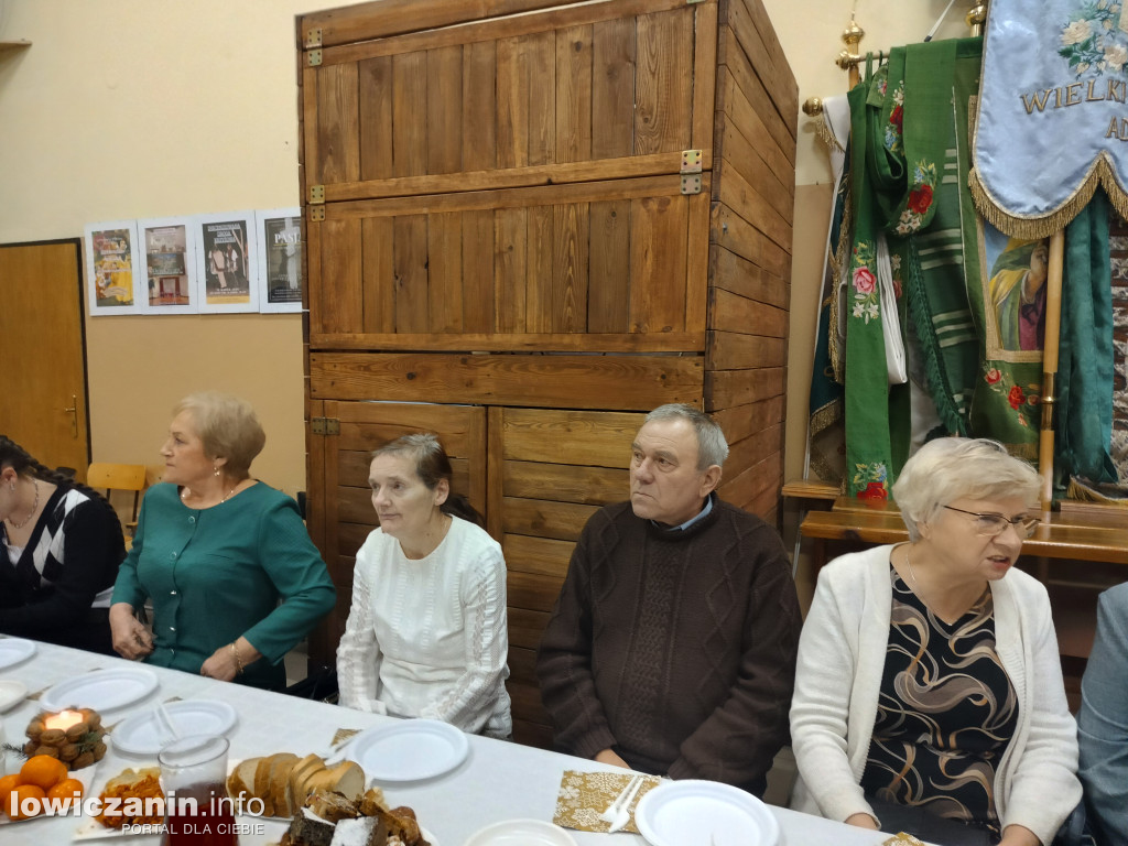Łowicz. Wigilia w parafii na Korabce