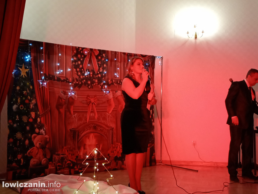 Łowicz. Koncert charytatywny „Na całej połaci śnieg”