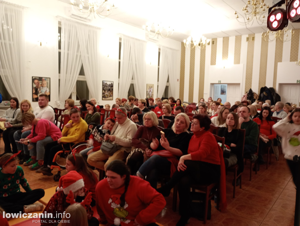 Łowicz. Koncert charytatywny „Na całej połaci śnieg”