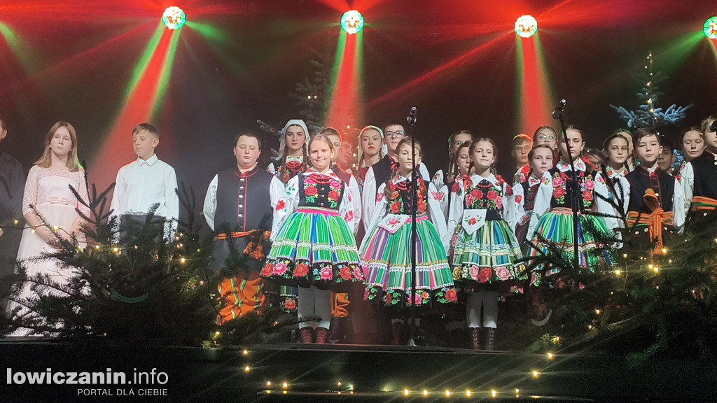 Występ Koderek i Samorządowej Szkoły Muzycznej
