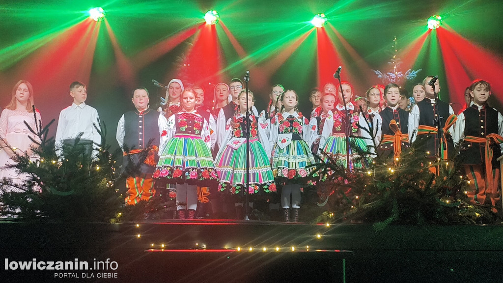 Występ Koderek i Samorządowej Szkoły Muzycznej