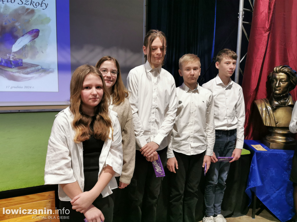 Święto Szkoły i ślubowanie  klas pierwszych w SP nr 2 w Łowiczu