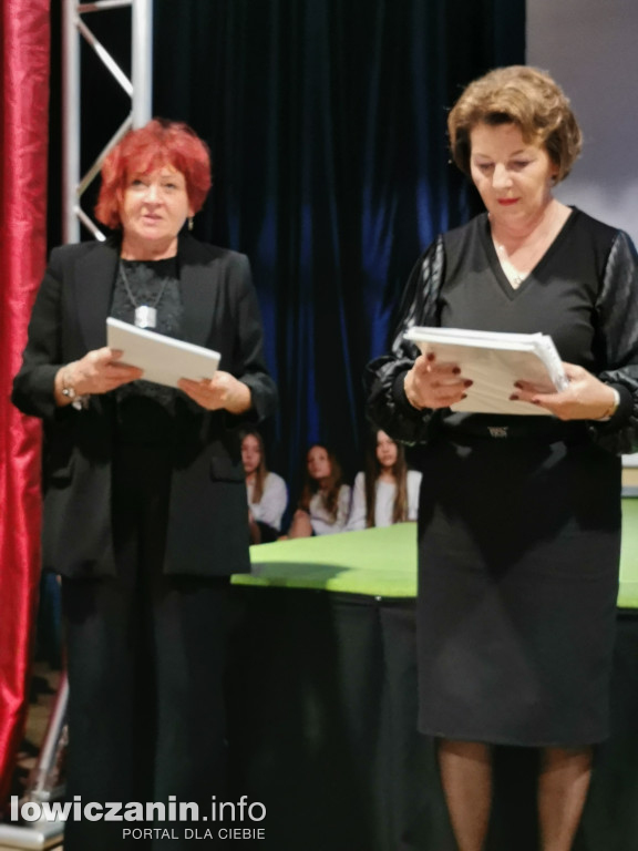 Święto Szkoły i ślubowanie  klas pierwszych w SP nr 2 w Łowiczu